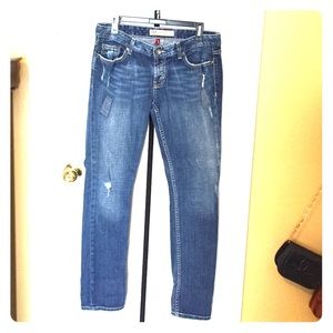 BKE Madison Skinny Jean. Dark wash denim.