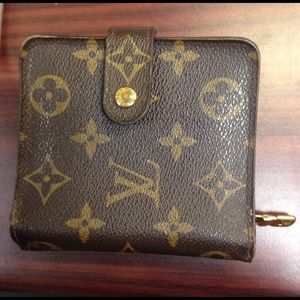 Vintage Authentic Louis Vuitton Wallet