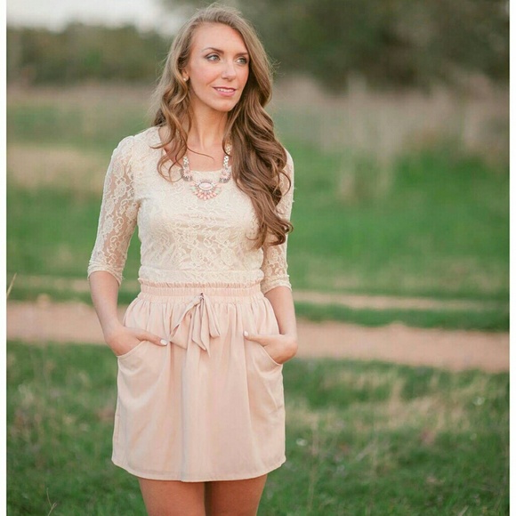Anthropologie Comme Toi Blush Skirt