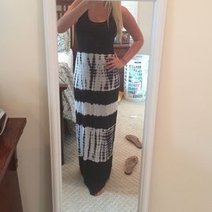 Black and white tie dye maxi dress