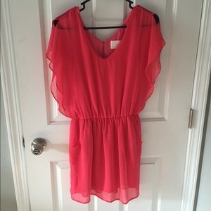 Pink dress. Super cute! Got it from Lulu's 😊