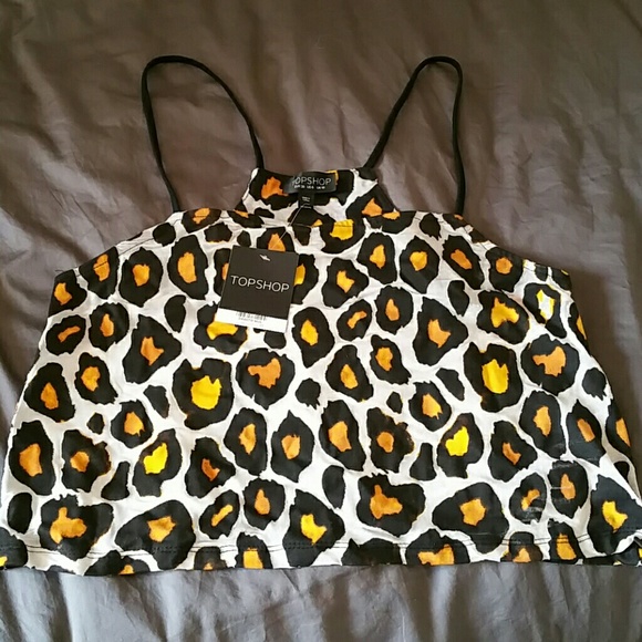 Crop top - Picture 1 of 2