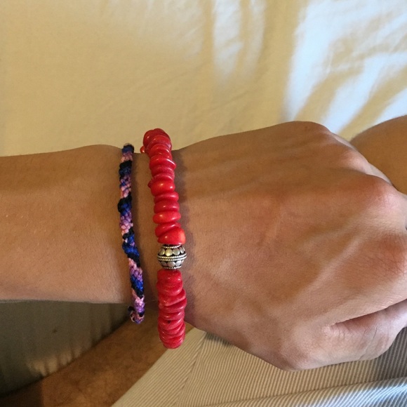 Red Coral w/ Gun Metal Claw Bracelet - Picture 2 of 3