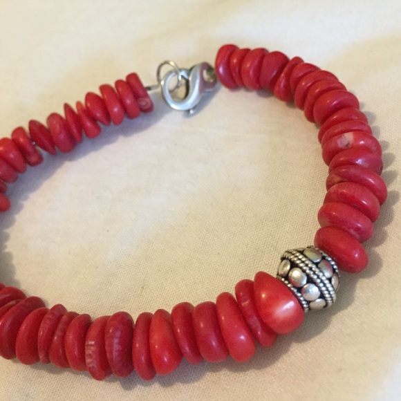 Red Coral w/ Gun Metal Claw Bracelet - Picture 3 of 3