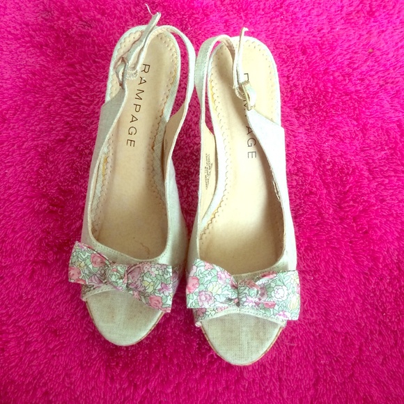 4" heels - Picture 1 of 3