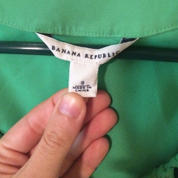 Green silk blouse - Picture 2 of 4