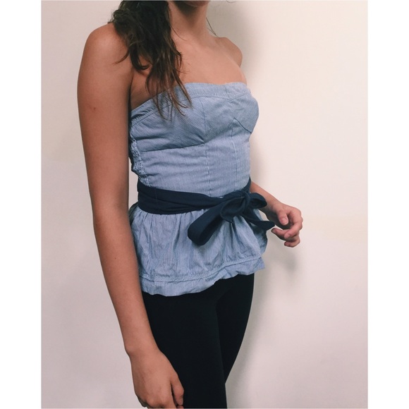 Strapless A&F Top - Picture 3 of 3