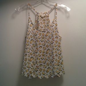 LA Hearts open back tank top!