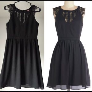Classic Formal Dress With Lace Detail