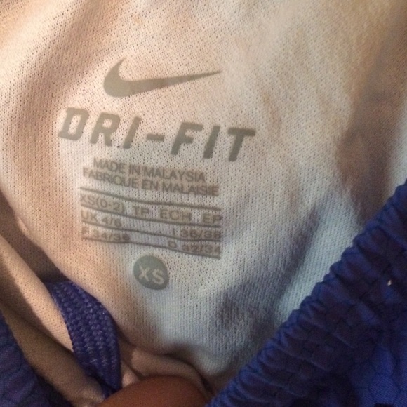 Nike tempo running shorts - Picture 3 of 3