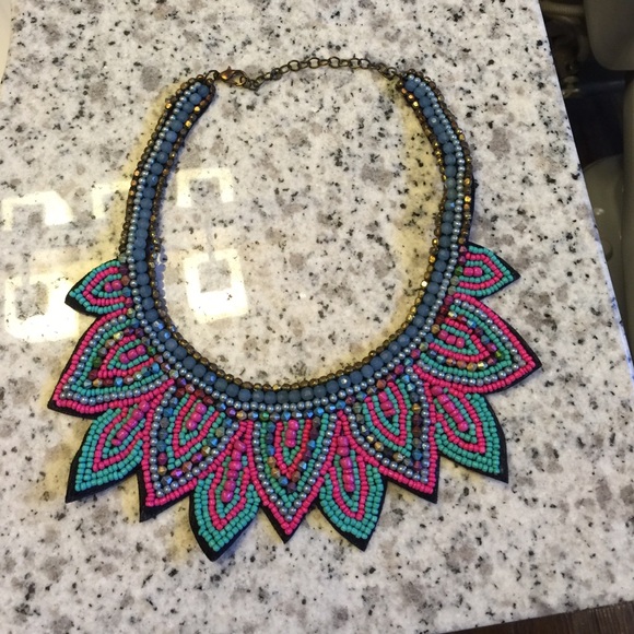 Colorful necklace - Picture 3 of 3