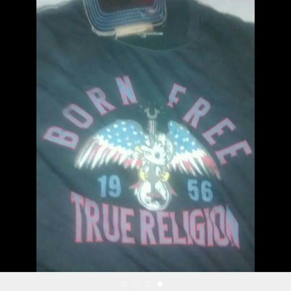 True religion tee - Picture 1 of 3