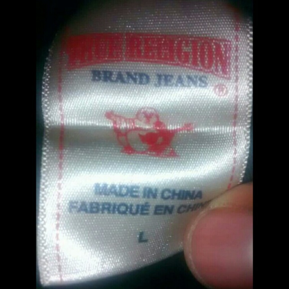 True religion tee - Picture 2 of 3