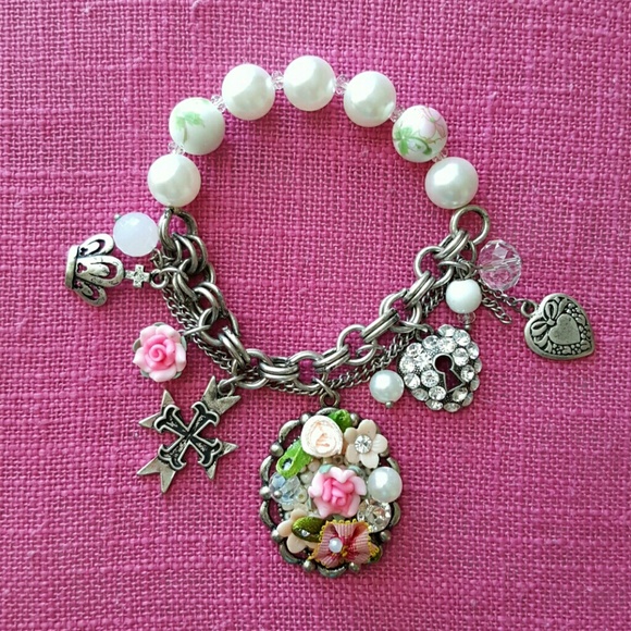 💗Vintage Style Charm Bracelet