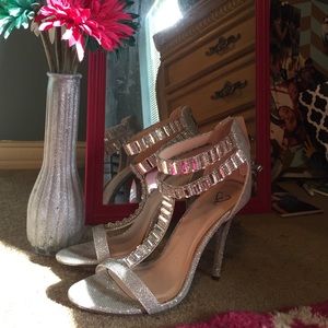 Glam Sparkle Windsor Shoes