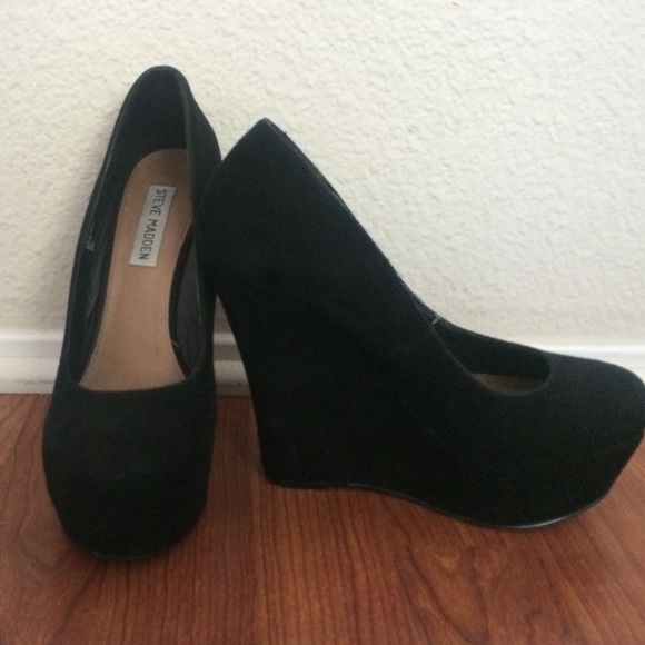 Steve Madden Wedges - Picture 1 of 2