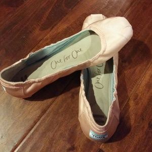 Toms ballet flats
