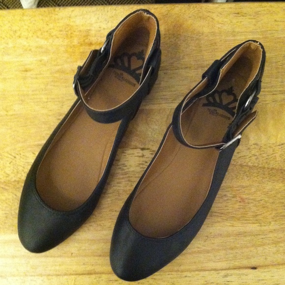 Fergalicious shoes by Fergie