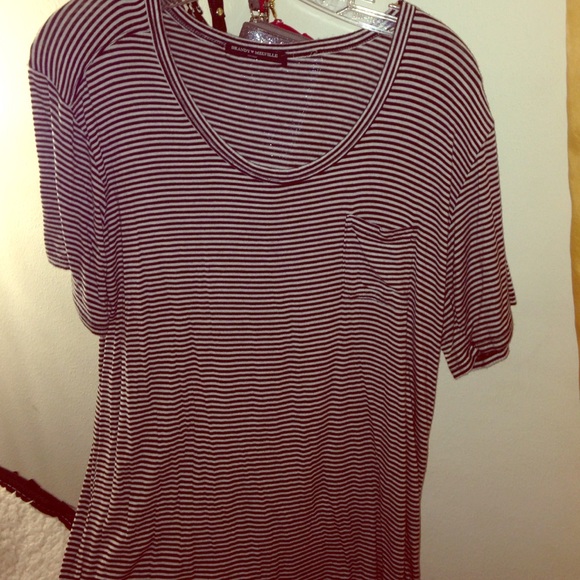 Brandy Melville Striped Tee - Picture 1 of 2