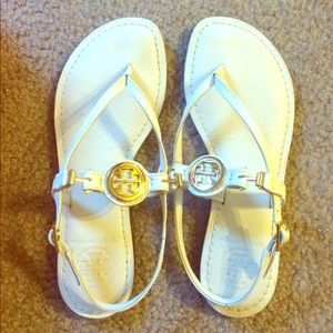 Tory burch Ali thong tumbled leather in bleach