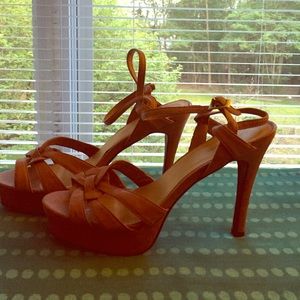 Tan leather sandals with 3 inch heel