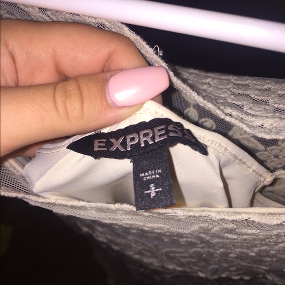 Cream colored lace dress - Picture 2 of 2