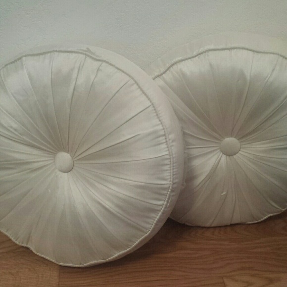 Two classy white pillows!