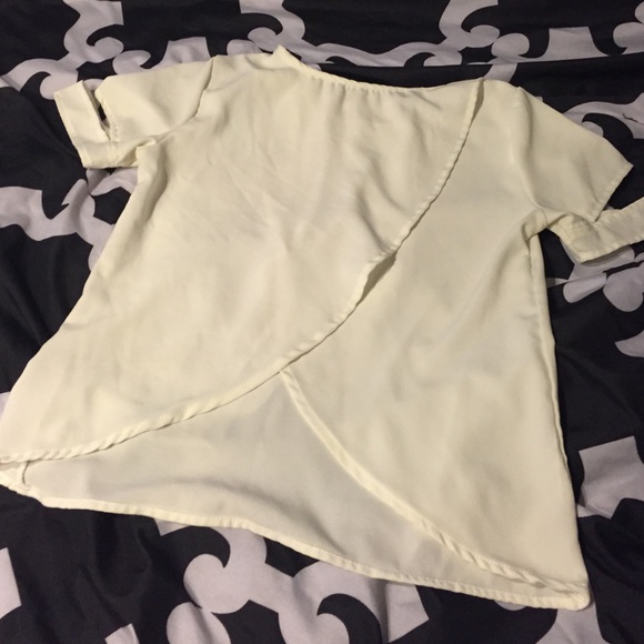 SOLD!Top🎀 - Picture 2 of 4