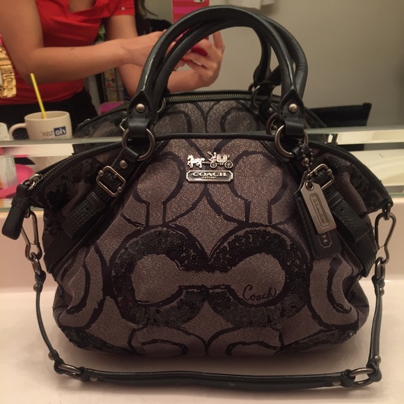 Limited Ed. Madison Sophia Sequence Op Art Bag