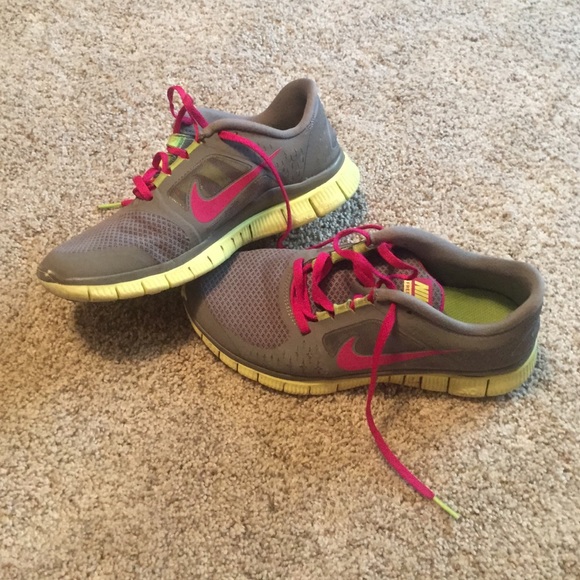 Nike free runs