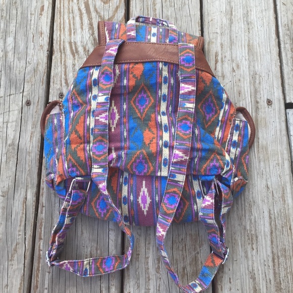 Aztec Patterned Backpack - Picture 3 of 5
