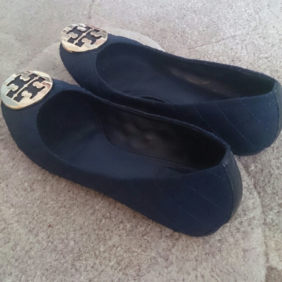 Navy blue quilted Revas!