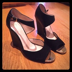 Victoria Secret wedge sandals size 7.5