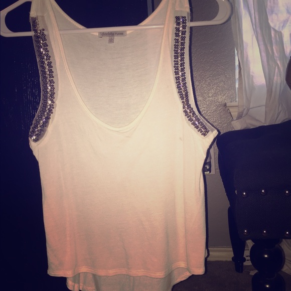 Beaded tank