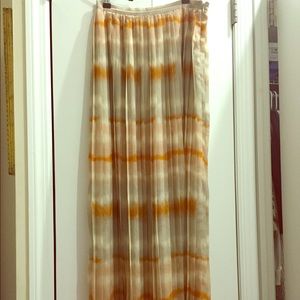Tie-Dye Desert Colored Pleated Skirt