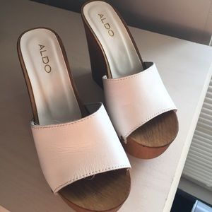 Aldo wood/leather wedges