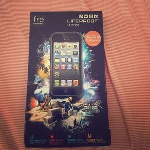 Black Lifeproof Case