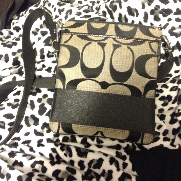 Coach Handbags - Coach Crossbody