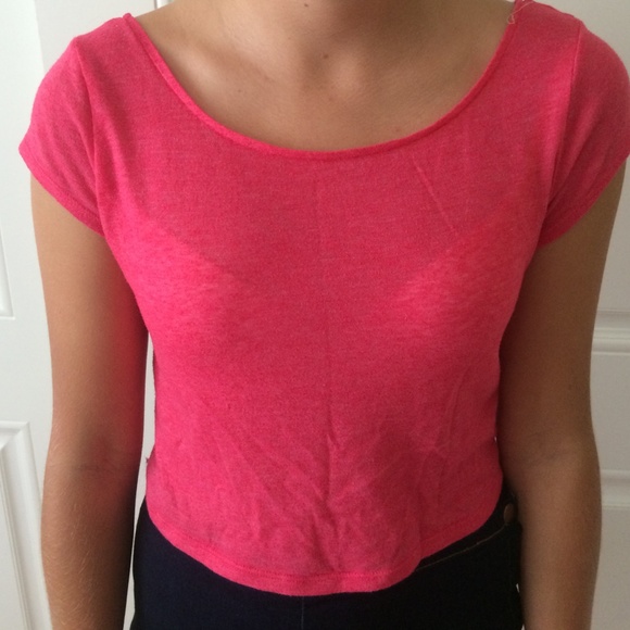 Pink Crop Top - Picture 3 of 4