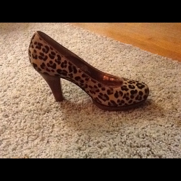Funky leopard print heels.  Like new