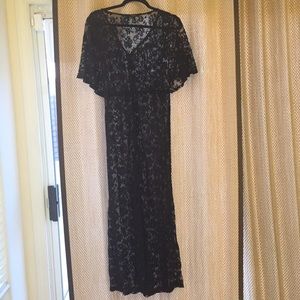 Long lace black maxi dress