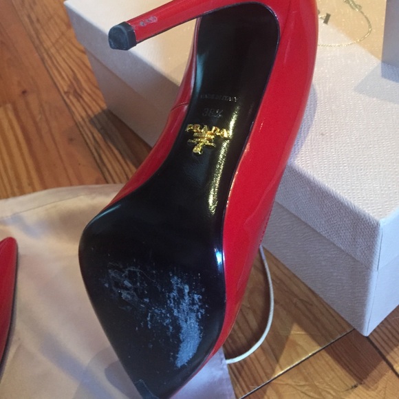 Red hot Prada heels. Worn once to opera - Picture 4 of 4