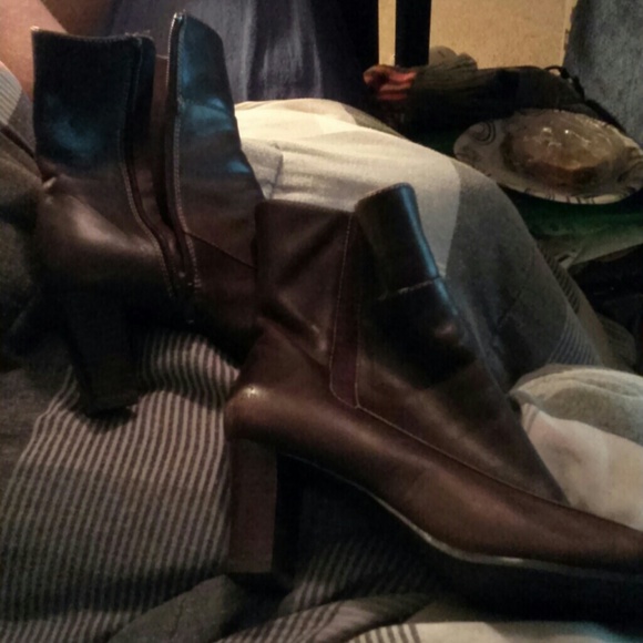 Liz Claiborne Flex Zone ankle boots - Picture 1 of 3
