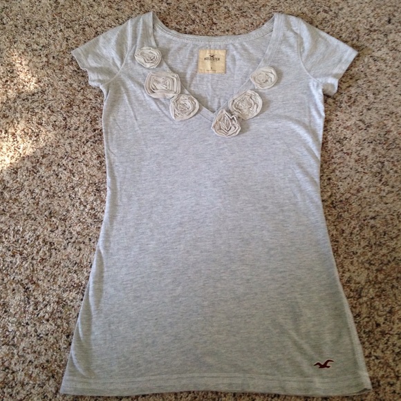 Hollister tee shirt - Picture 1 of 2