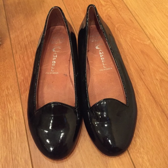 Flat black Jeffrey Campbell's