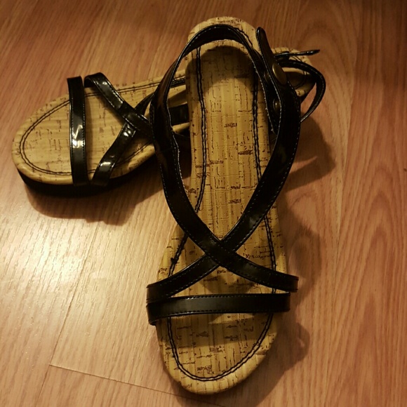 Size 7.5 Black Sandal Wedges