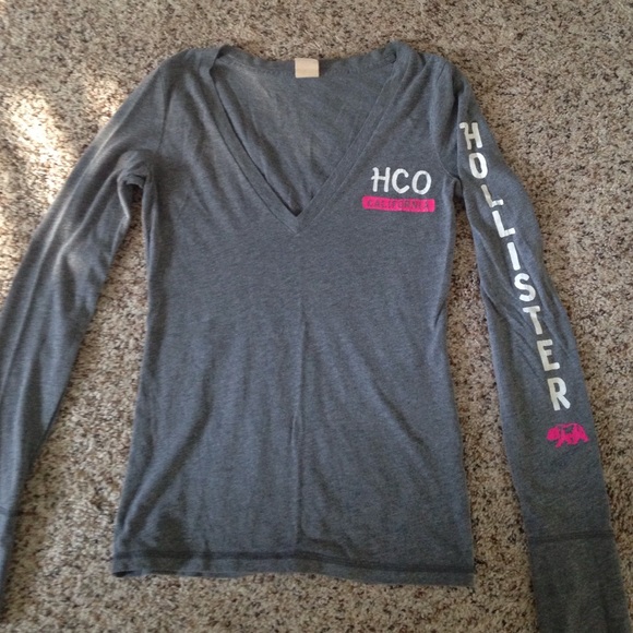 Hollister long sleeve tee - Picture 1 of 1