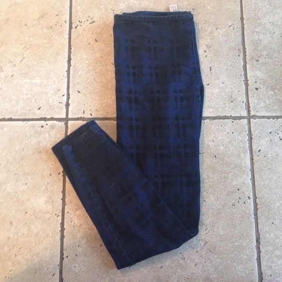 Super cute navy blue patterned jeans