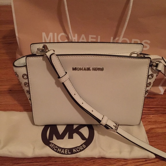 Michael Kors Handbags - *Discounted* Michael Kors Selma handbag