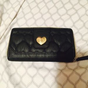 Betsey Johnson wallet